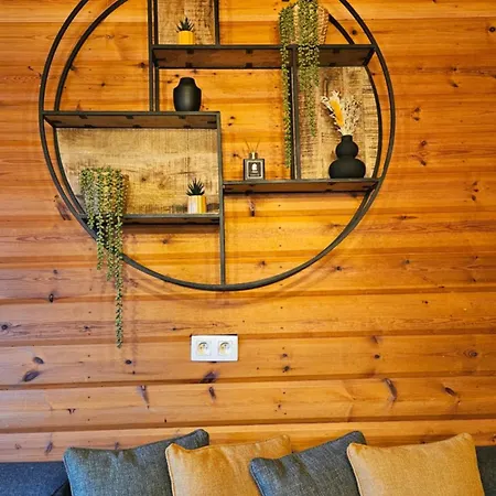 Chalet Suisse