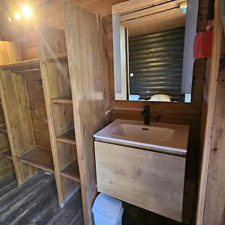 Suisse *